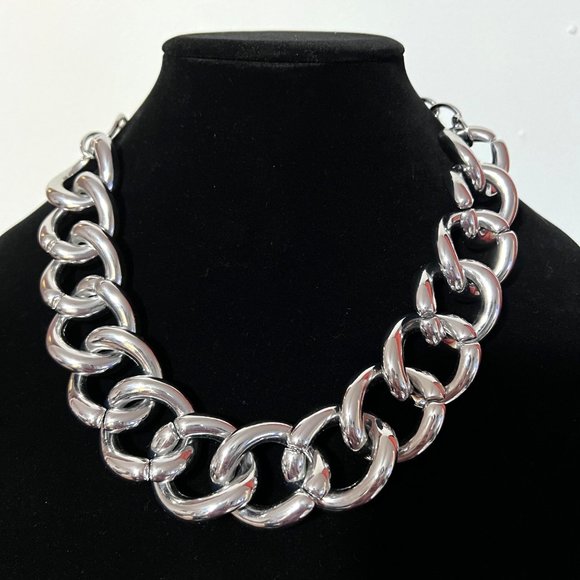 CHICO'S Silvertone Chain Matinee Necklace 19.5 in ext. 3.5 in - Picture 1 of 11
